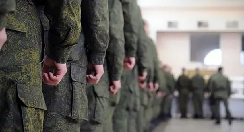Военкомат призвал покинувшего Россию  активиста вернуться для прохождения службы