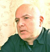 Петр Саруханов: «Зритель должен подниматься к Чижику, а не опускаться к Грелке»